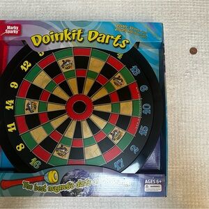 Magnetic Dartboard - Vibrant Red, Green, Black